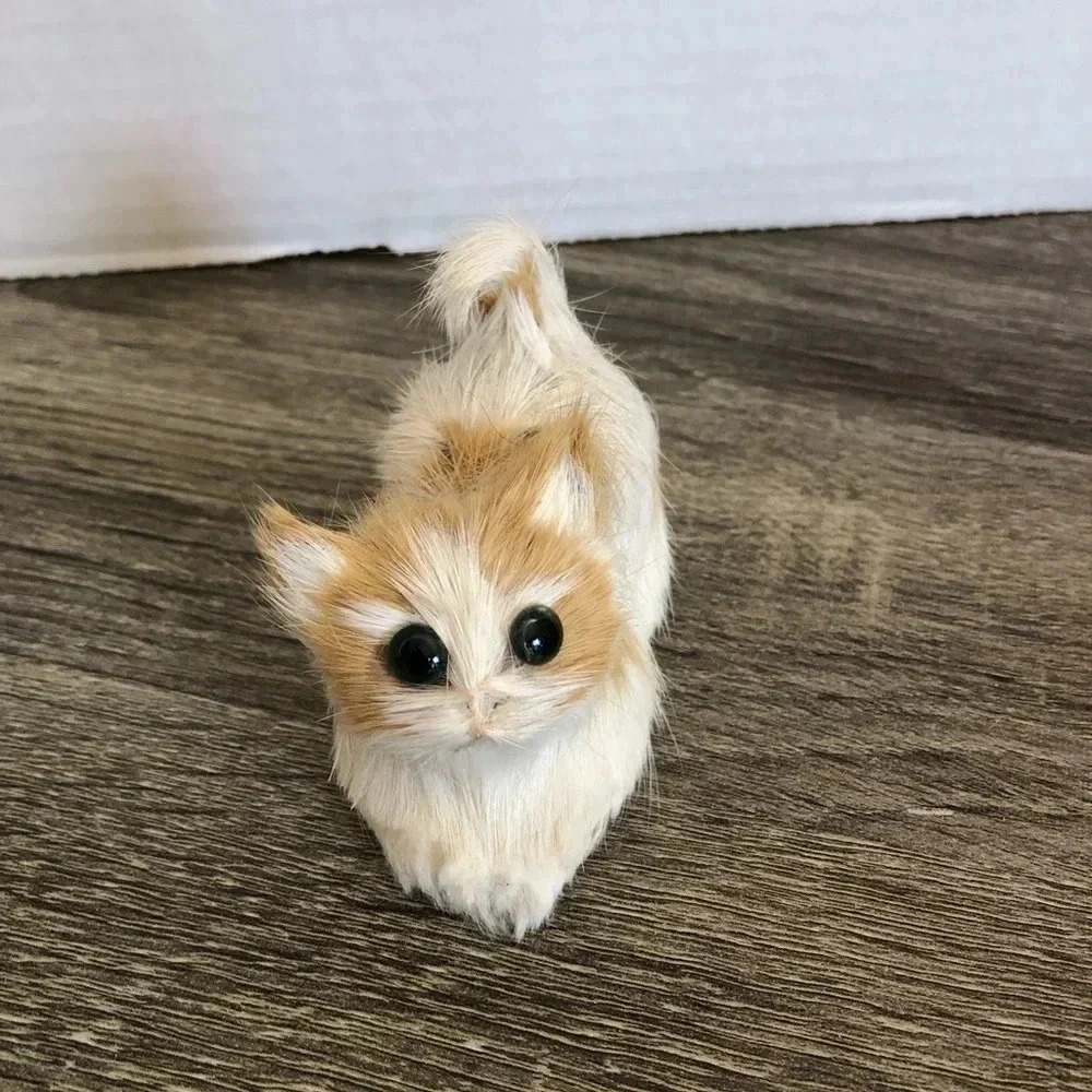 Vtg Real Fur Realistic Looking  Cat